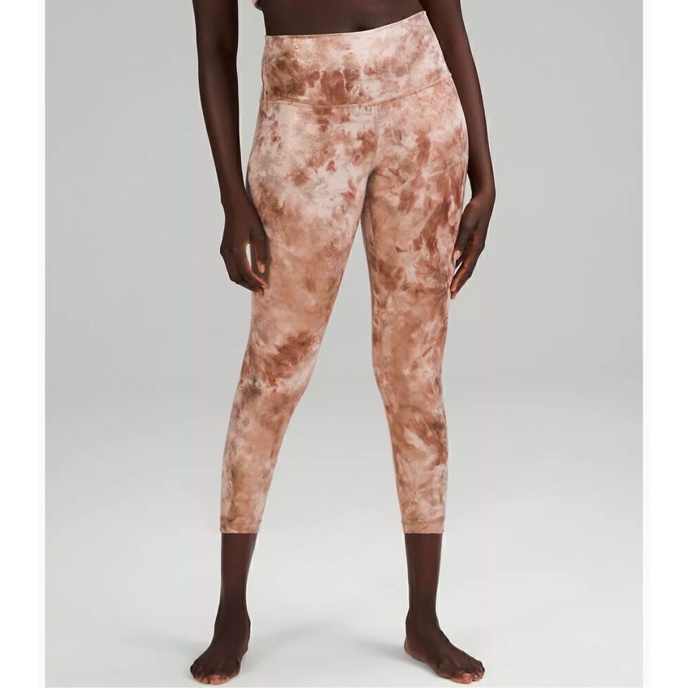 Lululemon lululemon Align™ High-Rise Crop 23" Shine size 4